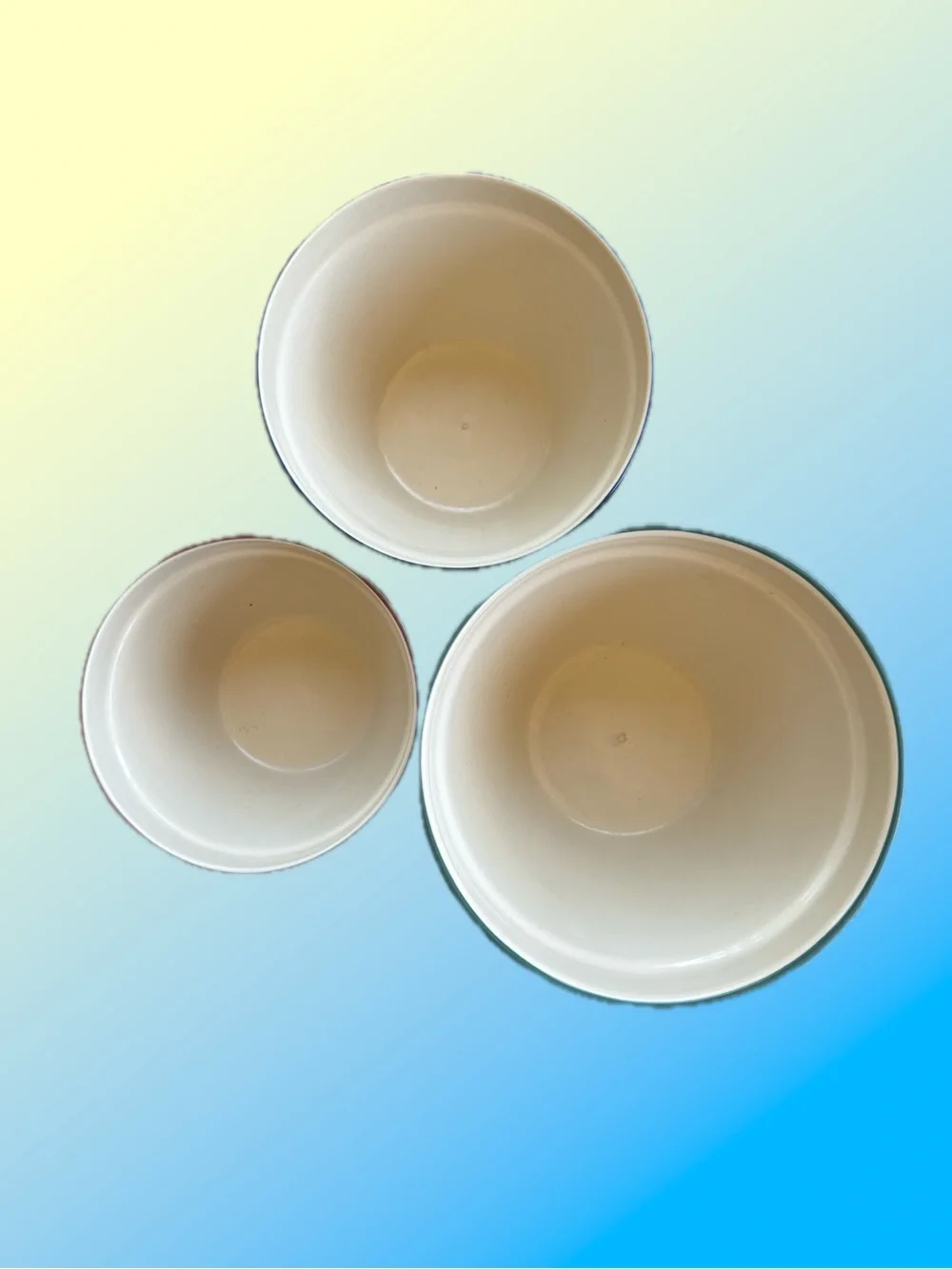 Set of 3 ‘Over and Back’ Bowls Portugal  Teal, Blue, and Mauve Rims 6,4,3 cups